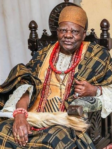 Happy 87th Birthday 🎂 to our own paramount ruler of Badagry Kingdom - De Whenọ Ahọlu Mẹnu Toyi, The Akran of Badagry.

<a href="/AkranOf/">Akran of Badagry</a> <a href="/mybadagry/">My Badagry</a> <a href="/BadagiriBDG/">Badagry</a> <a href="/irepbdg_/">B.S.A</a> <a href="/CityMoodBadagry/">CityMood Badagry</a>

#AkranOfBadagry #Akran #Badagry #BadagryForum #BDG