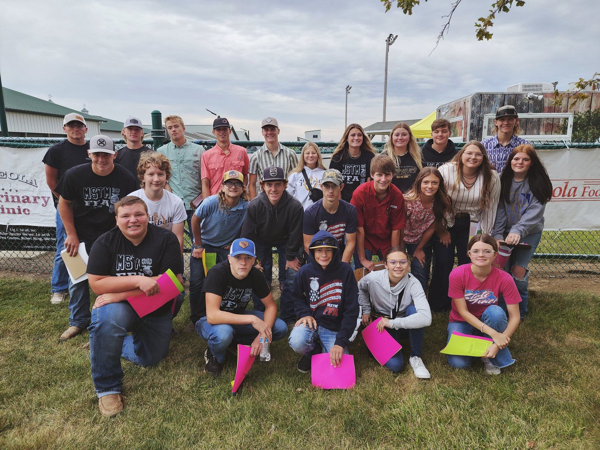 MSTM_FFA's tweet photo. Today we traveled down to the Clarke County Fairgrounds for South Central Iowa CDE Day! I will post results as soon as we know them. I am very proud of all 6 teams regardless! 
@MSTM_BlueDevils https://t.co/8jwvbJkWDG