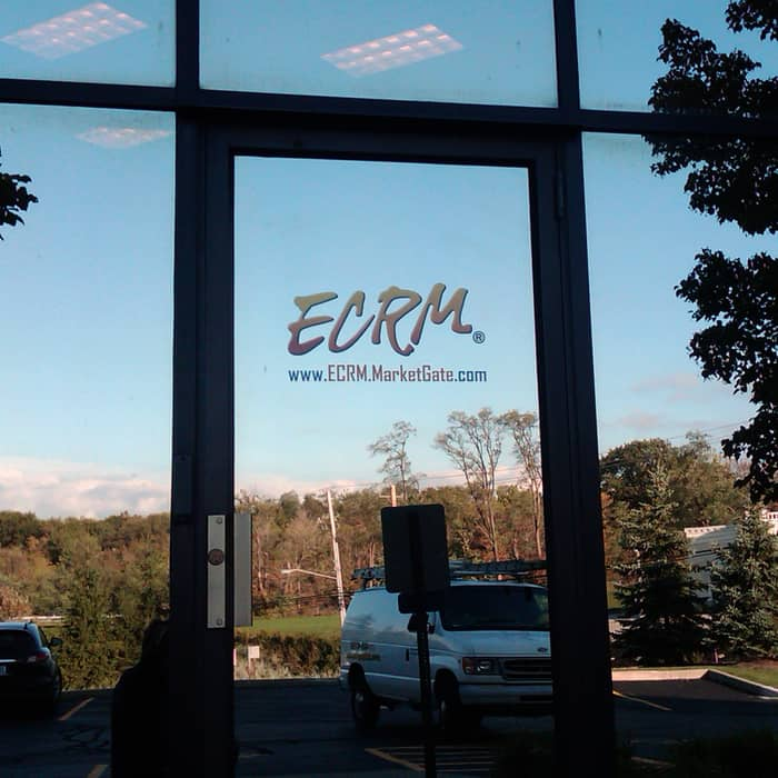 EasySignOhio's tweet image. Looking for a new storefront sign? We can help! We create custom signs that are perfect for any business. Contact us today to learn more. #storefrontsigns #businesssigns #marketing