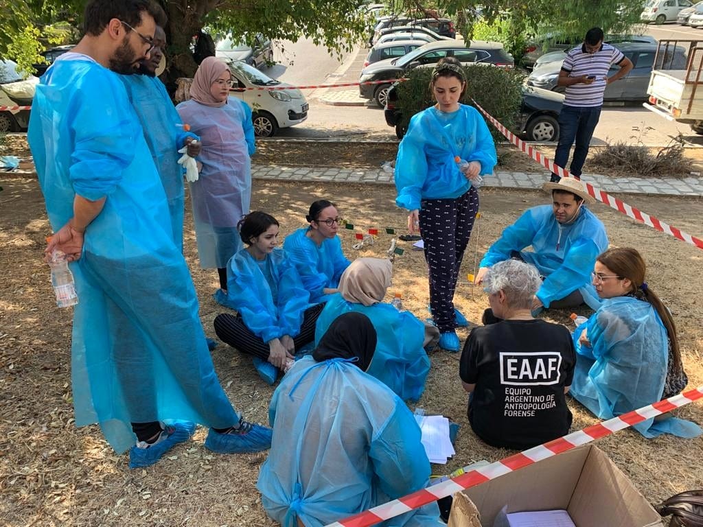 CooperacionArg's tweet photo. Con los cursos teórico-prácticos brindados por profesionales del Equipo Argentino de Antropología Forense 🇦🇷 en Túnez 🇹🇳, finalizó la tercera etapa del Proyecto de Cooperación Triangular #FOAR “Escuela Regional Africana de Ciencias Forenses”. https://t.co/gX5Dv86ae1