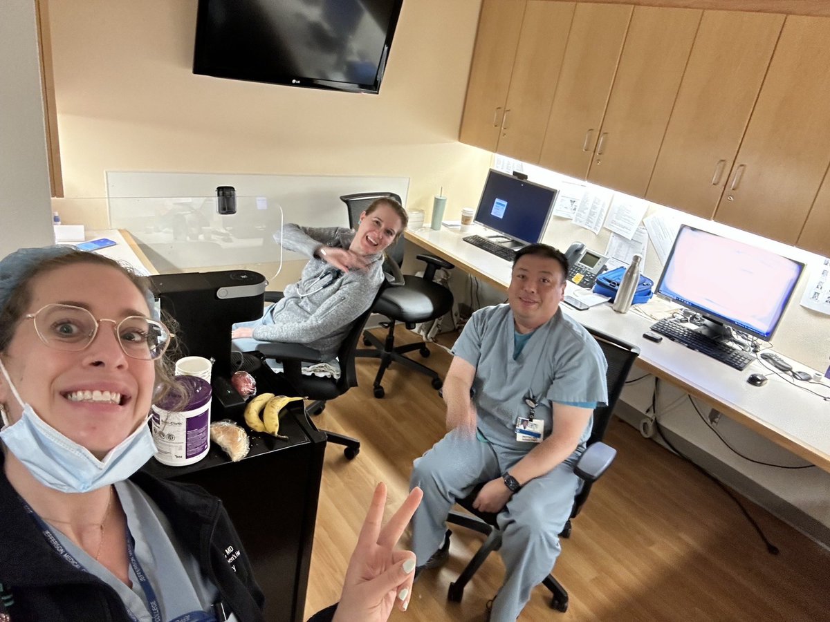 BrighamThoracic's tweet photo. 🏥 Cases done for the day, heading up to the floor to round and check in with our amazing PA team. Together, we make it all happen! #Teamwork
#HealthcareHeroes #ResidentTakeover https://t.co/rwvV5PqSlm