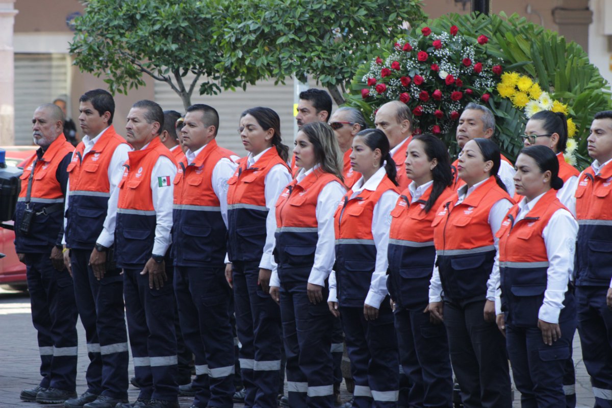 #Celaya
Recuerdan beneficios de prevención contra desastres
👇🏽

#seguridad #ProtecciónCivilSomosTodos #proteccióncivil #simulacro #19  #prevención #presidente #PresidenteMunicipal #municipio #Decálogo 

<a href="/municipiocelaya/">Municipio de Celaya</a> <a href="/BOMBEROSCELAYA/">BOMBEROS CELAYA</a>  <a href="/jmendozamarquez/">Javier Mendoza Márquez</a>  @mendozamarquezjavier