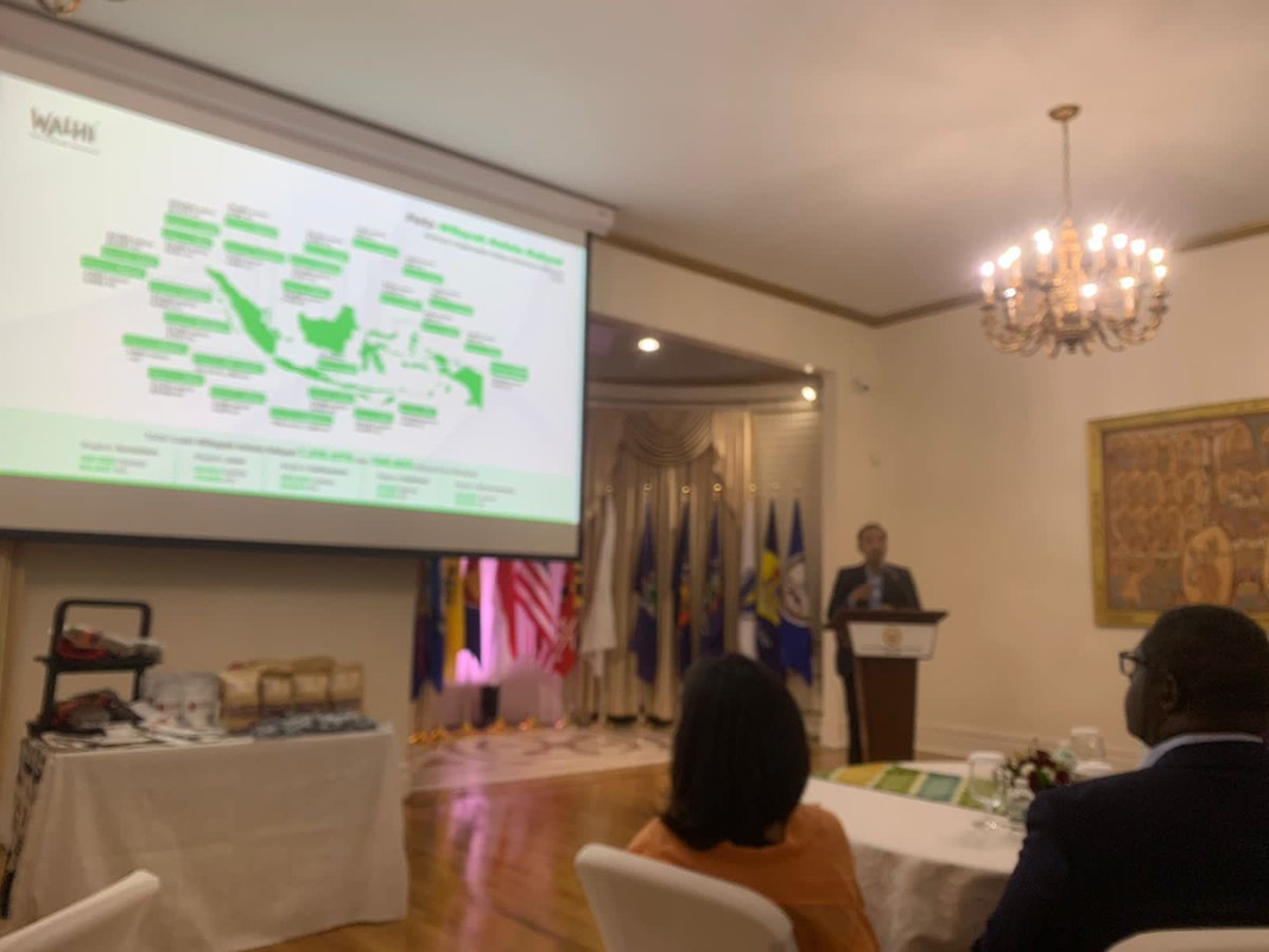 Building local sustainable economy is equally important as protecting the forests. #EkonomiNusantara <a href="/walhinasional/">WALHI</a> <a href="/RainforestNORW/">Rainforest Foundation Norway (RFN)</a> #NYCW2023 <a href="/KjriNewYork/">KJRI New York</a>