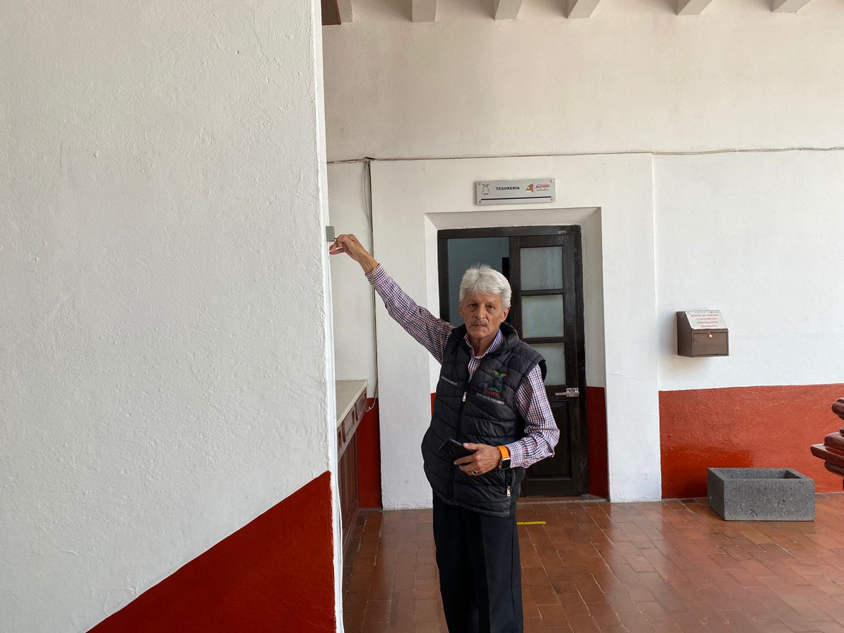 leopoldoolguin's tweet photo. #PoloOlguínSecretarioAytoJilotepec Con la presencia del Lic. Rodolfo Nogués, Pdte. Mpal. de Jilotepec, se llevó a cabo el Segundo Simulacro Nacional 2023, cumpliendo los Protocolos de Seguridad y Evacuación.
Trabajando de ❤️por Jilotepec! https://t.co/RCPpOGHI7e
