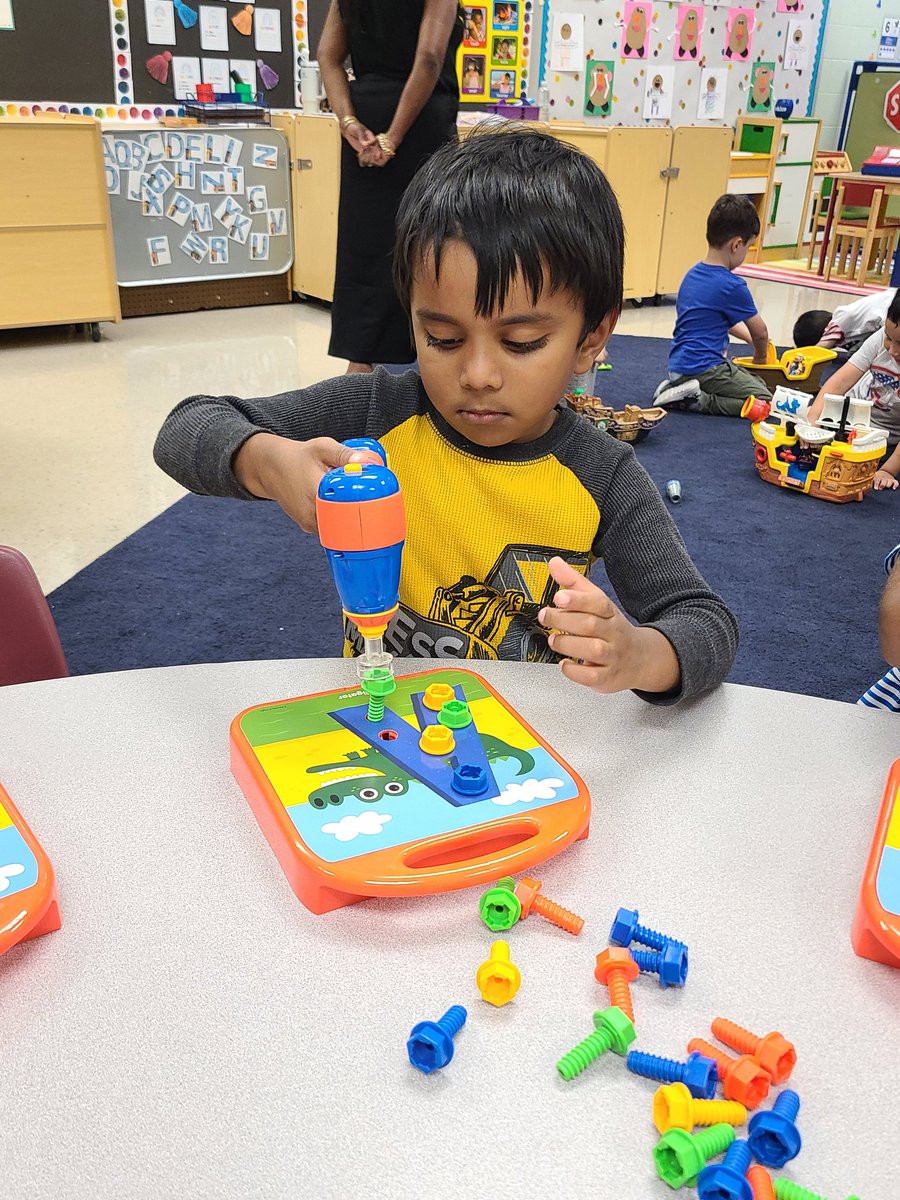 PMPantherCubs's tweet photo. In preschool, we read, investigate, learn, and play together! We are busy.
@PoplarTreeES https://t.co/4bPeHTRgFn