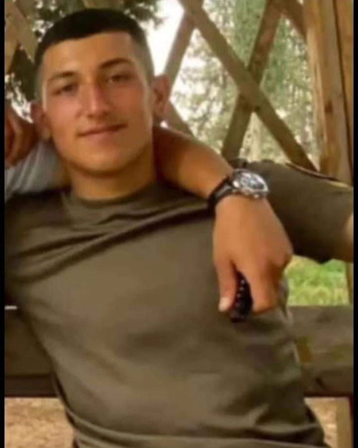 Rahibsmayilov41's tweet photo. 🇦🇿Şəhidimiz var, Komando mənsubu Əhməd Zamanov şəhid olub.

ŞƏMKİR RAYONU SAKİNİ

RUHU ŞAD OLSUN! https://t.co/y6WIzQclOP