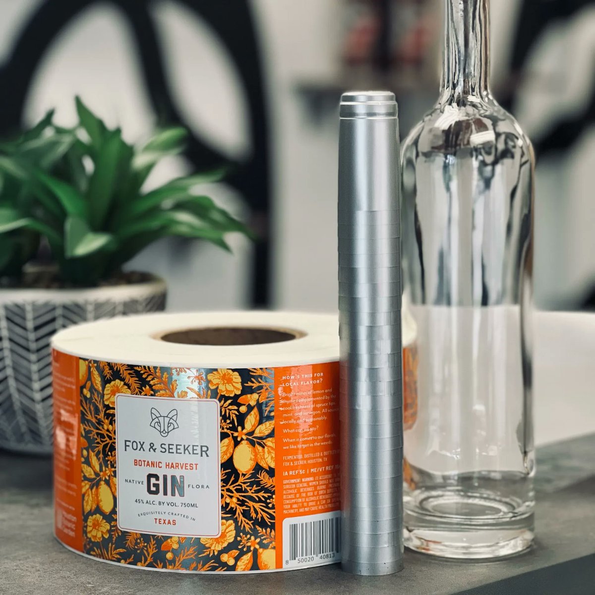foxandseeker's tweet photo. Hey y'all - it's been a minute!  ⌚ 
.
We've been busy micro-managing supply chains 🚚 , but finally have everything we need to bottle the only gin of it's kind.
.
Texas grains 🌾 , Texas water 💧 , Texas botanicals 🌼 🌿 
.
Details about our limited release coming soon! https://t.co/mEzXBZLmLl