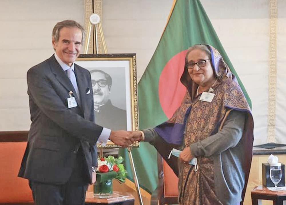 albd1971's tweet image. On the second day of her visit to New York, HPM #SheikhHasina had several meetings today on the sidelines of #UNGA78. The Director General of @iaeaorg Mr. @rafaelmgrossi, the President of Sri Lanka H.E Ranil Wickremesinghe (@RW_UNP) and the Prime Minister of Denmark H.E Mette…
