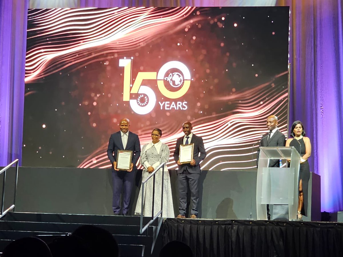 UnisaCSET's tweet photo. [CSET NEWS] CONGRATULATIONS are in order for #TeamCSETers who were recognised under various categories at this evening's Unisa Engaged Scholarship and Best Practice Appreciation Awards, which were hosted by Unisa’s Community Engagement and Outreach Division. These awards were held at Sun Arena – Time Square, Pretoria. We at #UnisaCSET are extremely proud of you. 👏 
#UnisaCelebrates150Years
