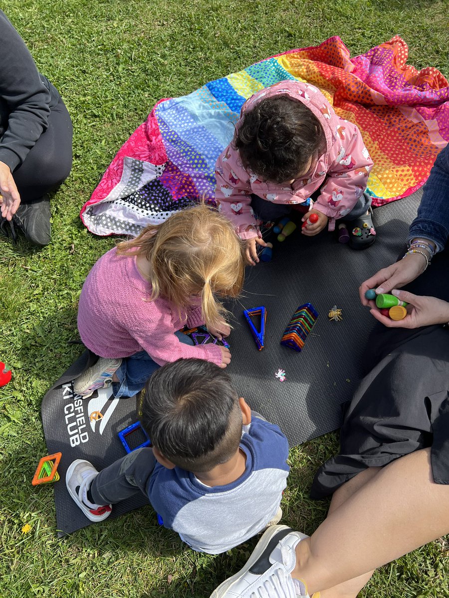 Simcoe County District School Board (@scdsb_schools) on Twitter photo The SCDSB was thrilled to be a part of <a href="/EmpowerSimcoe/">Empower Simcoe</a>ās EarlyON Child & Family Centres 1st Annual Community Picnic!
Over 25 #Community partners came together to provide valuable resources, services & learning opportunities to local families!
#Celebration #Belonging #Support The SCDSB was thrilled to be a part of <a href="/EmpowerSimcoe/">Empower Simcoe</a>ās EarlyON Child & Family Centres 1st Annual Community Picnic!
Over 25 #Community partners came together to provide valuable resources, services & learning opportunities to local families!
#Celebration #Belonging #Support