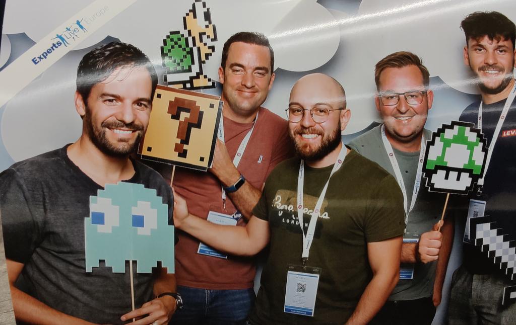 Having a blast with <a href="/GrabXsolutions/">GrabX</a> at #expertsliveeu