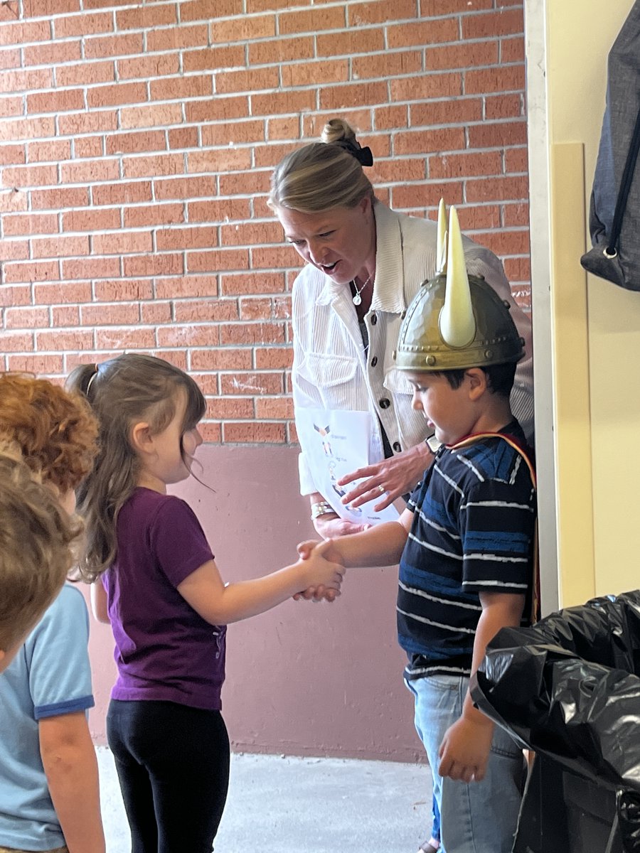 jfloyd25's tweet photo. Celebrating & recognizing our #SuperSwedes is so much more than students being respectful, responsible, safe & kind. It is also teaching students to celebrate and be happy for others, accepting disappointment, and continuing to work hard. #TheSwedeWay @GBurgSwedes https://t.co/SKyy2E0smL