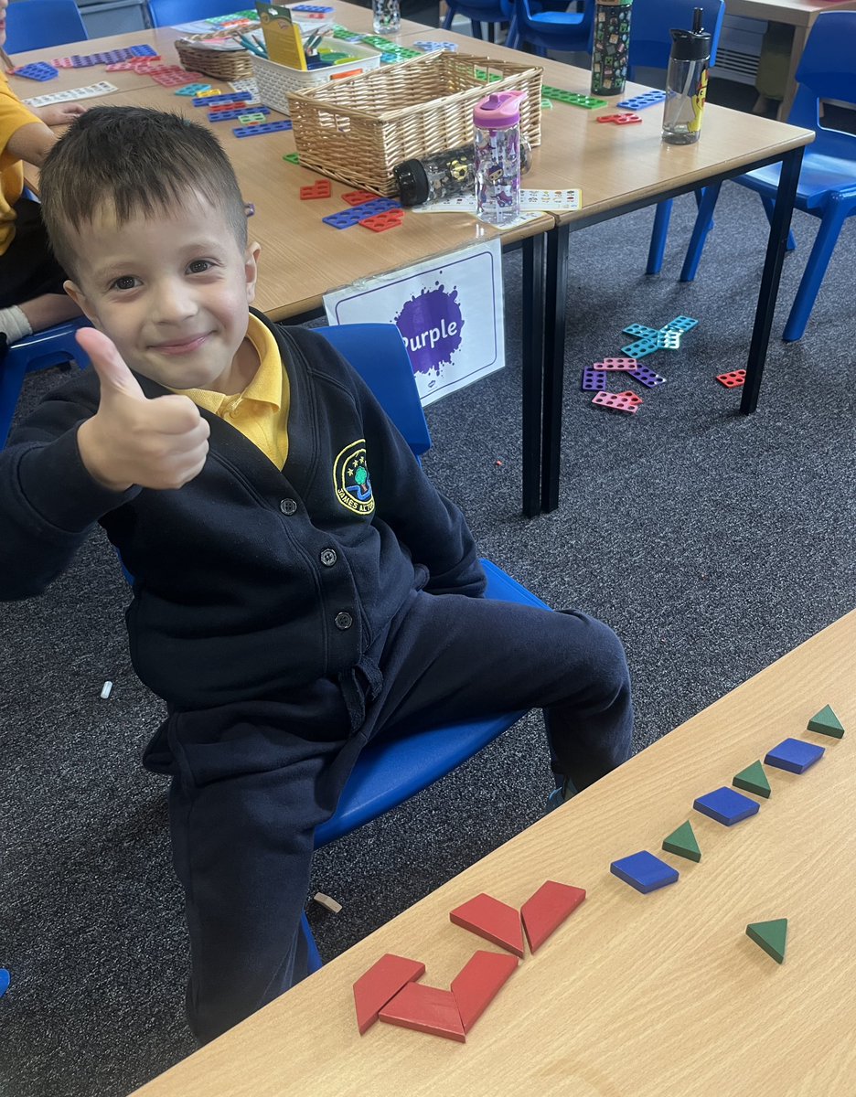 Mrs_Miller01's tweet photo. Patterns in Primary 1 🟩🟥🟩🟥@JPrimary https://t.co/XRQFemGTtk