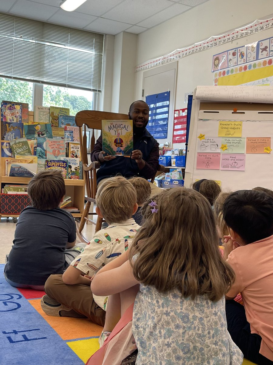 JCareyReads's tweet image. An administrator coaching cycle around the power of read aloud resulting in our literacy team studying read aloud together. Hooray for our brand new ap jumping in to model for us! #seshasjoy #seslearns