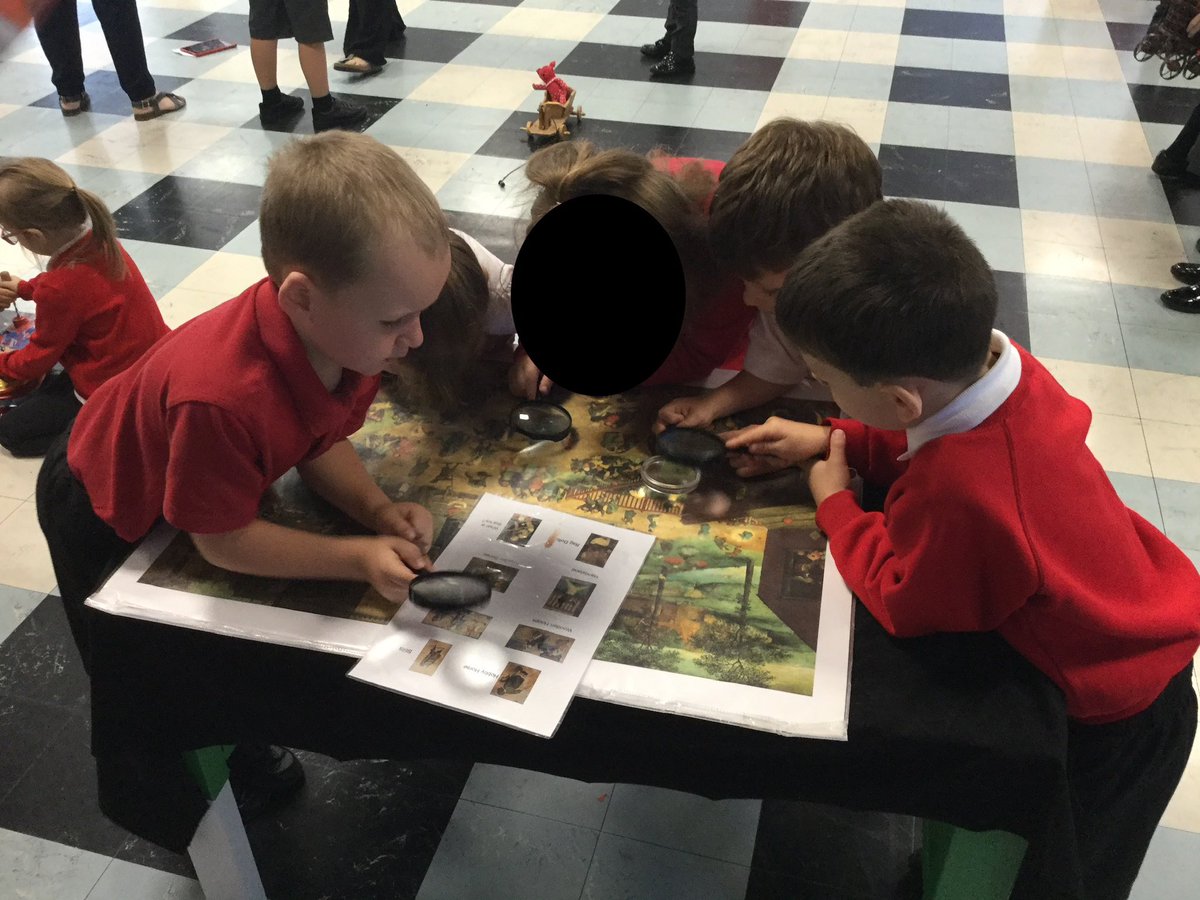 NET_Abbotsweld's tweet image. Year 1 and 2 were visited by a toy workshop to kickstart their history unit. They were historians and dug through a mud box to discover toys and grouped them. They had a fantastic day! #shapingfutures #netacademies