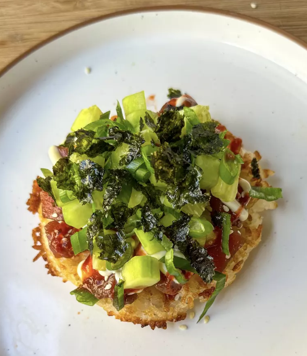 the_feedfeed's tweet image. It's #TrendingTuesday and we're making Crispy Rice Waffles with U.S.-grown @Think_Rice. Get the details: thefeedfeed.com/chlo.peters/ar…