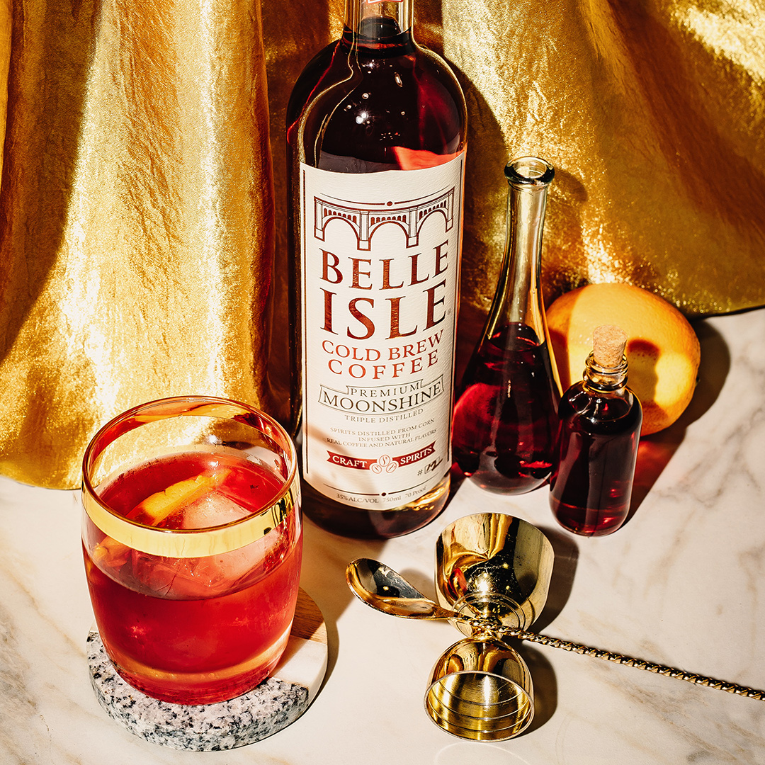 this one's for all you bitter girlies 😜 in honor of #NegroniWeek, we're sharing one of our favorite cocktails: the Cold Brew Negroni ❤︎ it has the bitter, boozy bite of a classic Negroni, but we sub the gin for our Cold Brew Coffee infusion 🙃

RECIPE👇
bit.ly/3LtyOHC