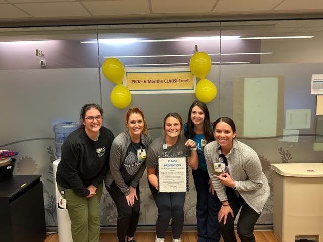 4380 hours. 180 days. 6 months. No matter how you measure it, the #PICU is celebrating half a year of zero #CLABSI events 🎉
Congrats to the entire team for protecting some of our sickest kids free from central line infections! 

#targetzeroharm