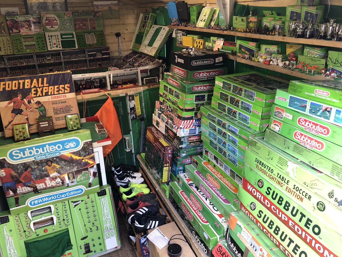 <a href="/watsthebull/">Watsies Subbuteo Art</a> My Space…..is not big enough now.