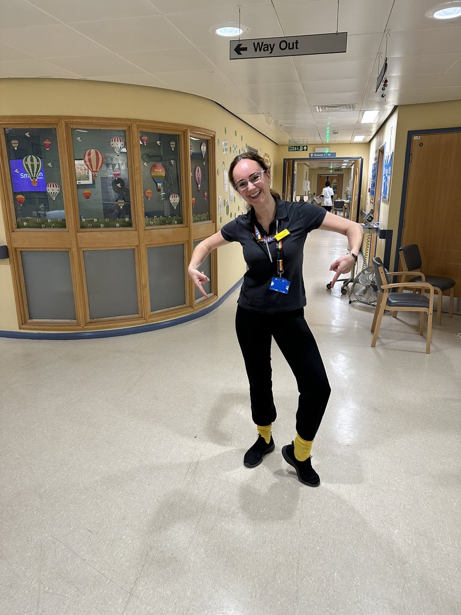 Ward 2 celebrating falls awareness week staff have all worn yellow socks visible which generated lots of questions @ClareHicklin @sophiejane2204 @PaulosG #FallsAwarenessWeek