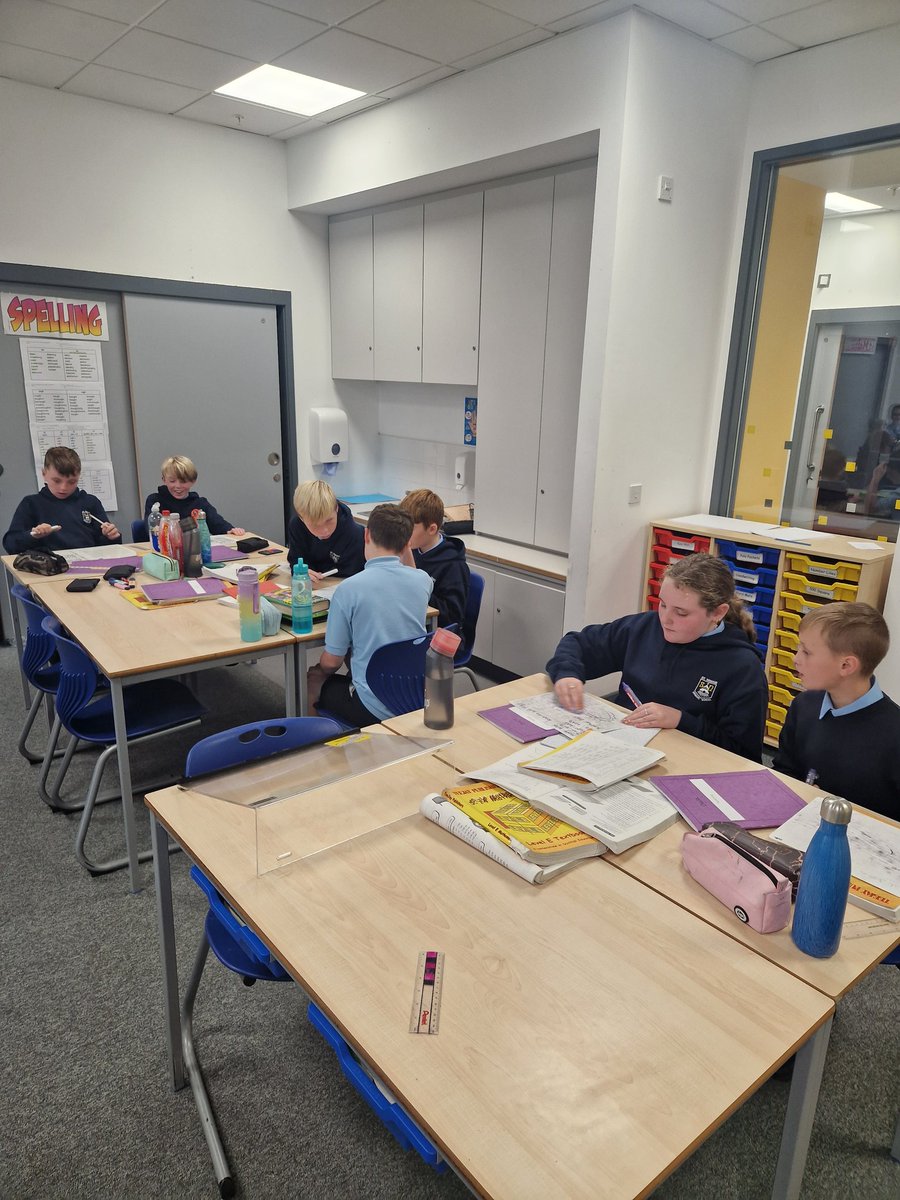 MrsClarkeStNins's tweet image. Lots of debate in P7 today over how we could get everyone across the river 💭🤔 #logicalthinking #problemsolving