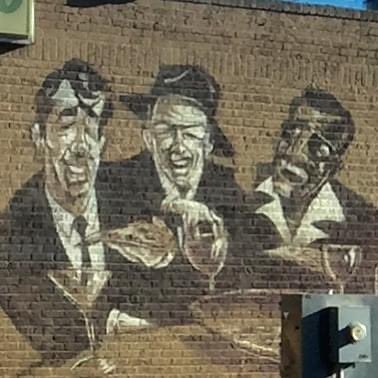 TomMustin's tweet photo. Meeting some friends in Denver today! #Ringadingding #RatPack https://t.co/CiQs9byBPG