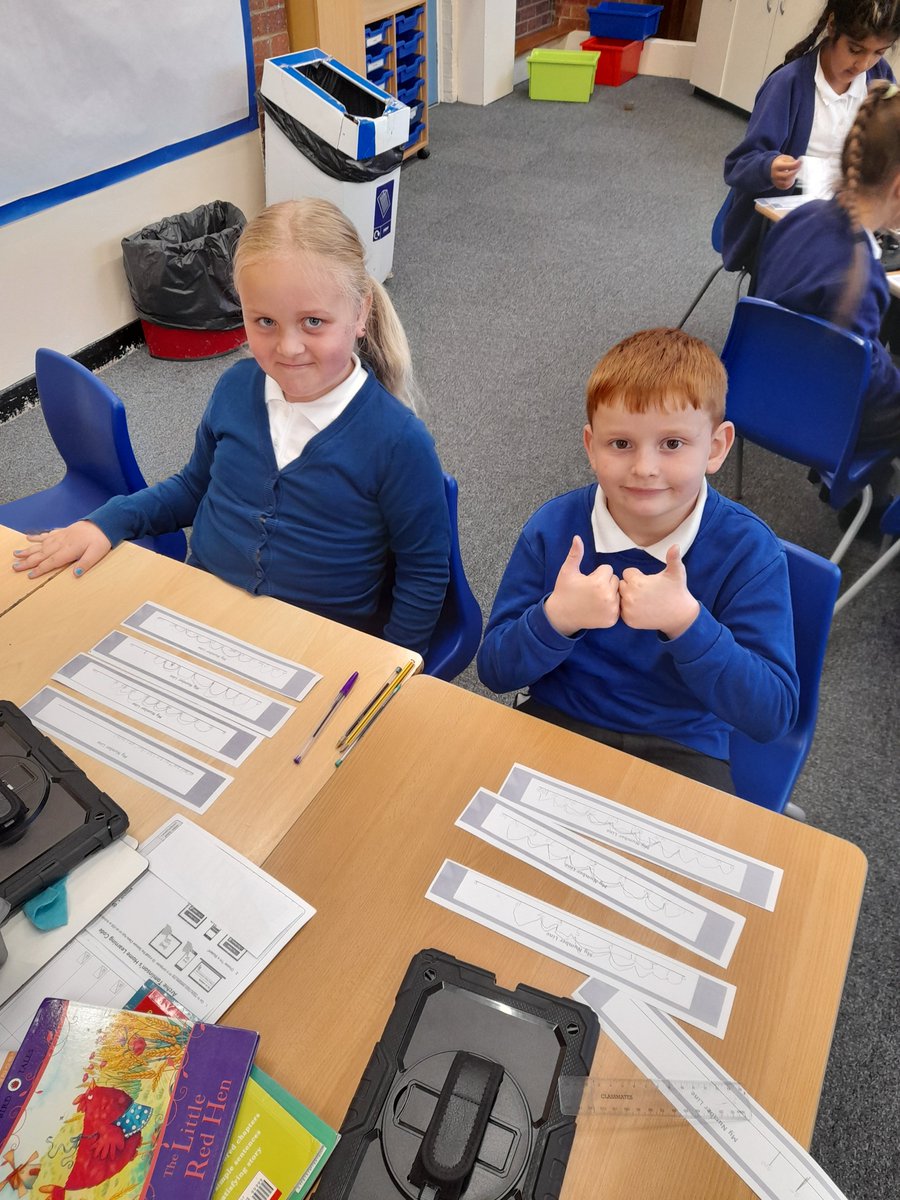 mpaherricka's tweet photo. This morning we worked on using number lines in maths @DeltaMacaulay #macaulaymaths https://t.co/iQ7sSLTmyF