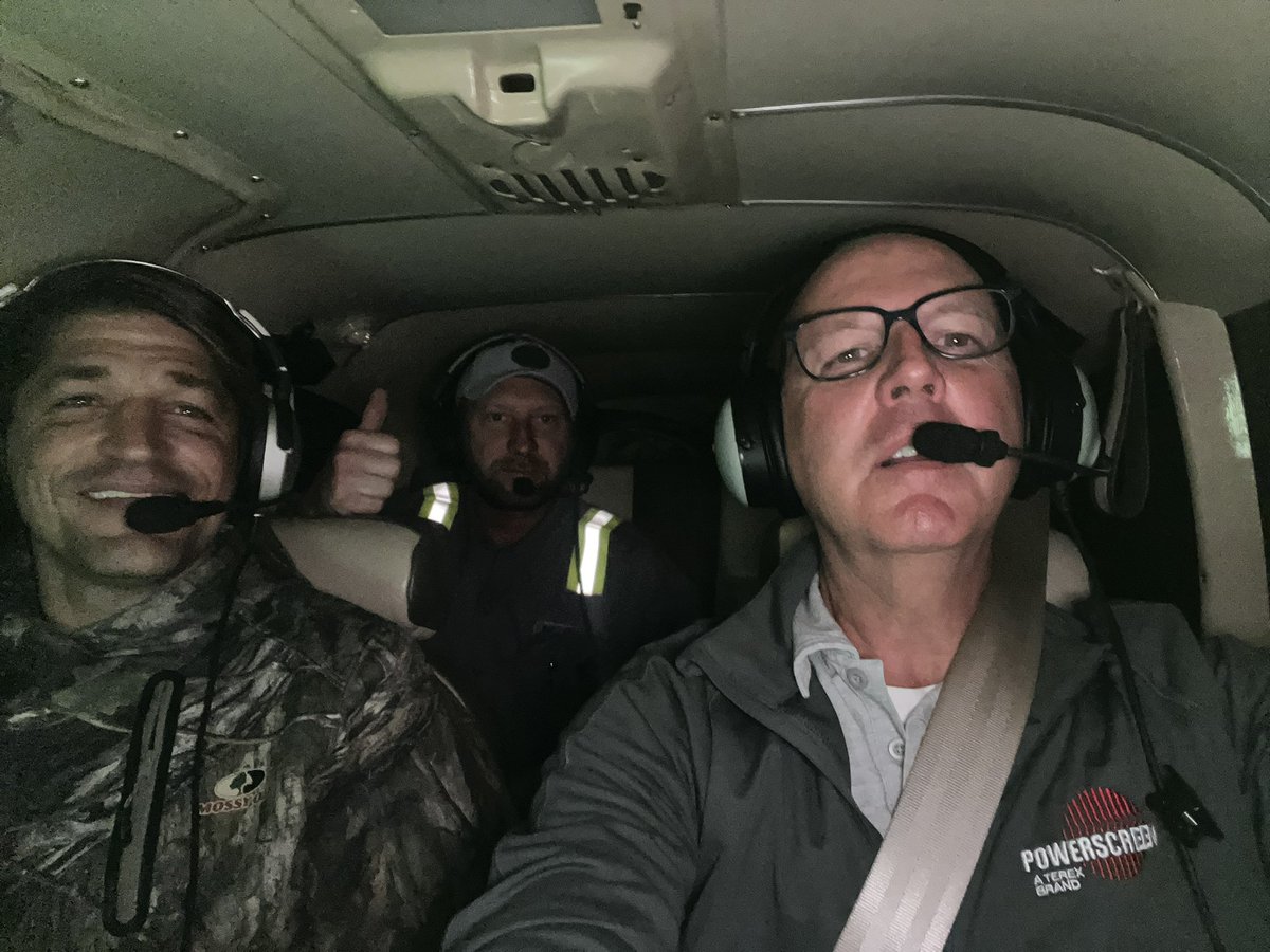 TPointSumner's tweet photo. Never gets old.  Early flight from Angola to Madison Indiana.  
Beats driving. https://t.co/8BDlxgCDPQ
