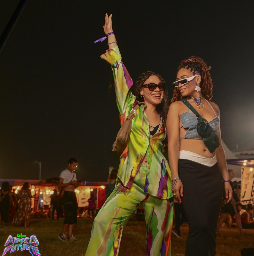Afrofuture's tweet photo. Enjoying life, one Afrofuture Festival at a time with your partner in crime. ๐ฏโโ๏ธ๐๐พ
https://t.co/hBBNuCCdyF to join the fun.
#morethanafestival #ghanatiktok #africatiktok #afrofuture #afrofuturefest #afrofuture23 #dettydecember https://t.co/W8FCqxq7sY