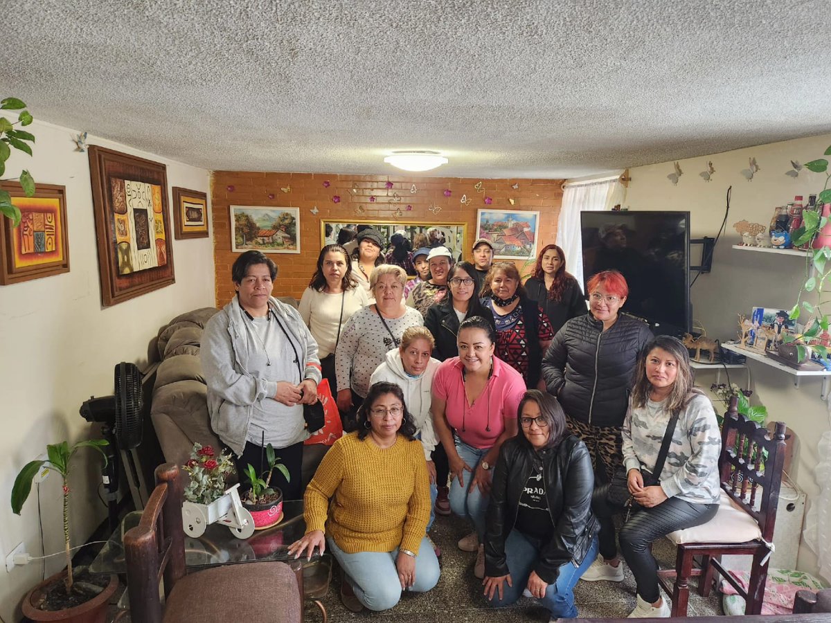 En esta tierra habemos mujeres con valores y sobretodo con ganas de marcar diferencia entre los que siempre han sido, vamos por todo y con todo. #Dtto26 #CuautitlánIzcalli <a href="/alfredodelmazo/">Alfredo Del Mazo</a> <a href="/EduardoFloMa1/">Eduardo Flores</a>