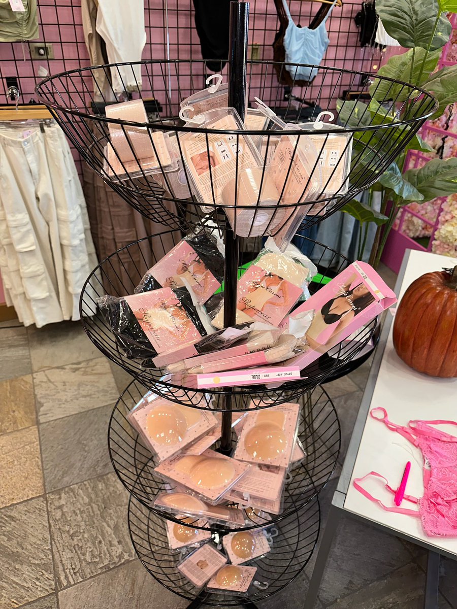 THE WAIT IS OVER‼️
Shapwear restocked + new products added! 
✔️pasties
✔️lift pasties
✔️silicone bras
✔️waist trainers
✔️lift tape
✔️full body shapewear
✔️fashion tape
✔️&amp; more! 

🛍️Midland Park Mall
 (SAME DAY PICKUP AVAILABLE) Or Online at klynnkouture.com