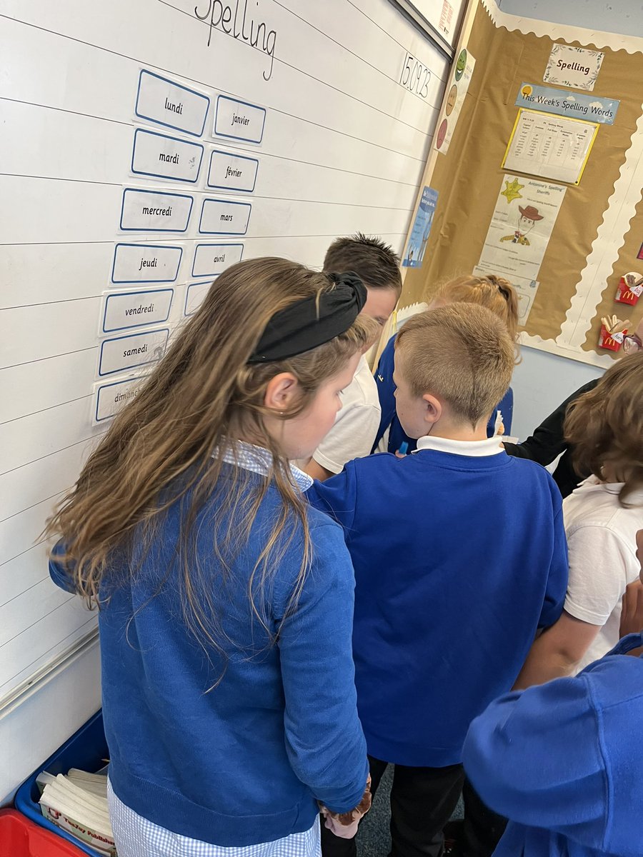 MrsAshcroftanto's tweet photo. We worked as a group to order the days of the week and months of the year! Check out home files at the end of the week to see us do it independently. @falkirk1plus2 https://t.co/ZOhLOq6rE2