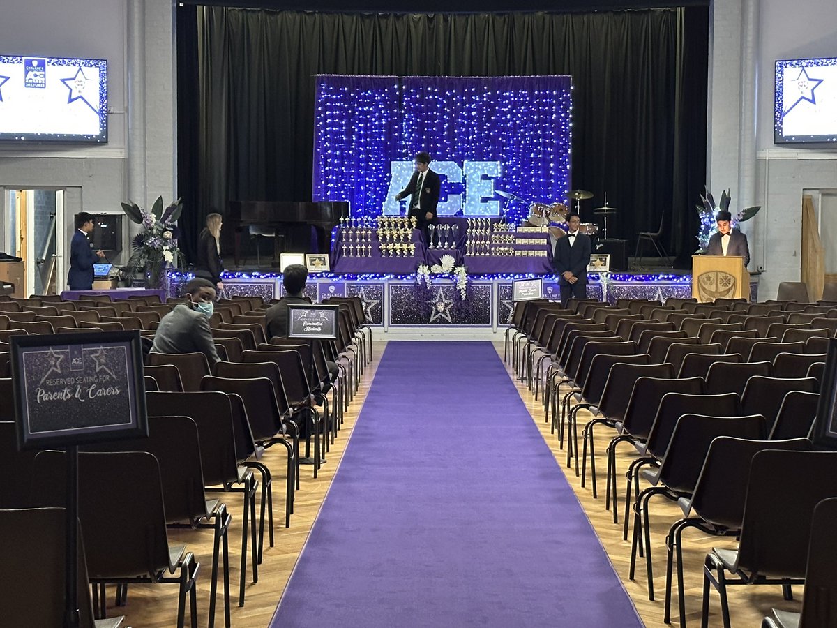 What an absolute pleasure it was to attend the Achievement Celebration Evening <a href="/ChallneyBoys/">Challney Boys | Luton</a> 
Inspiring students that all personify the 5* student and are wonderful role models in the school and across the community. Accompanied by impressive musical talent 👏 👏 👏