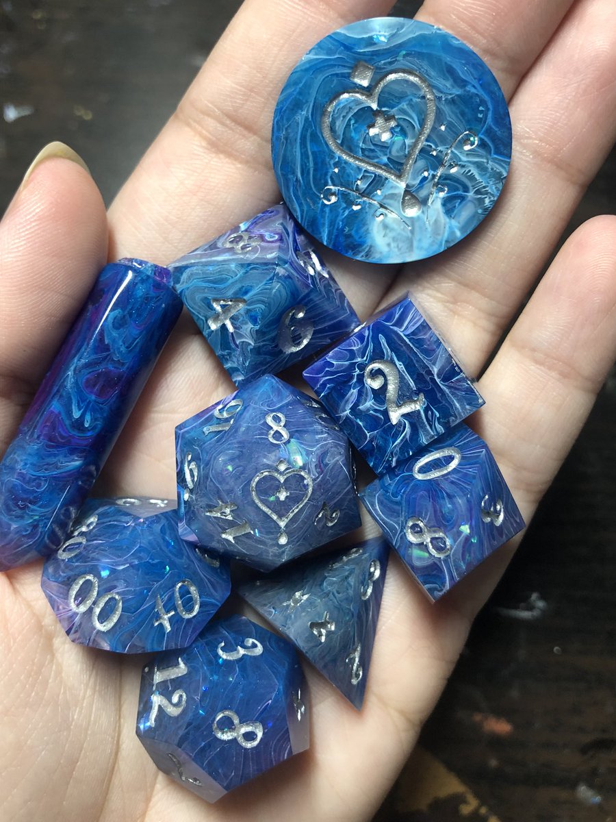 HealersHug's tweet image. 40% off almost all dice in shop happening right now! 

Healershug.Etsy.com 

#DnD #ttrpg #Dice #diceset #dungeonsanddragons