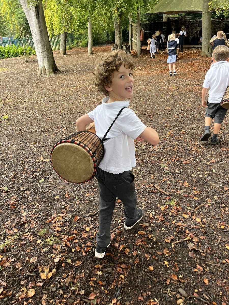 DanesfieldY2's tweet photo. 2C started the week of with a bang…🥁🪘#drumming @DanesfieldSchl https://t.co/49axQjhygP
