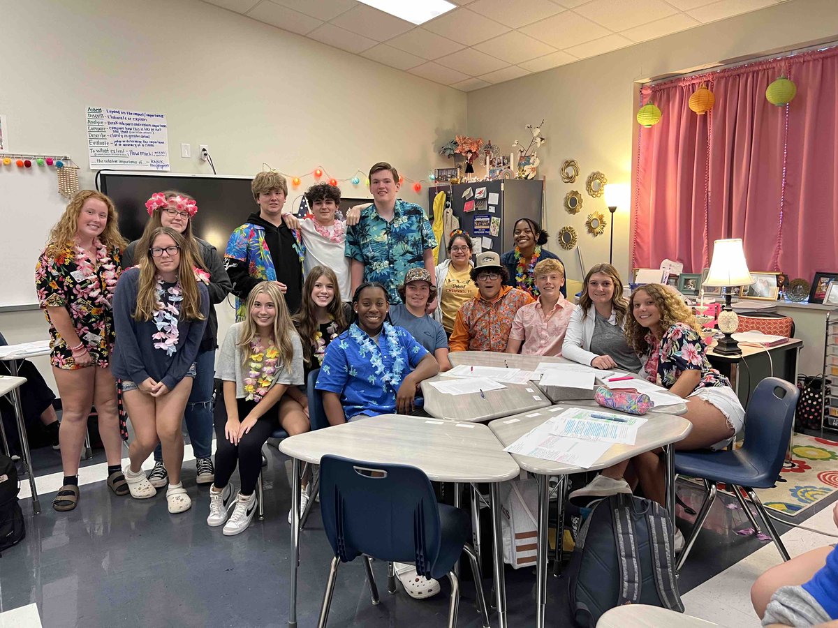 vancecharter's tweet image. 🌴Tropical Tuesday🌴