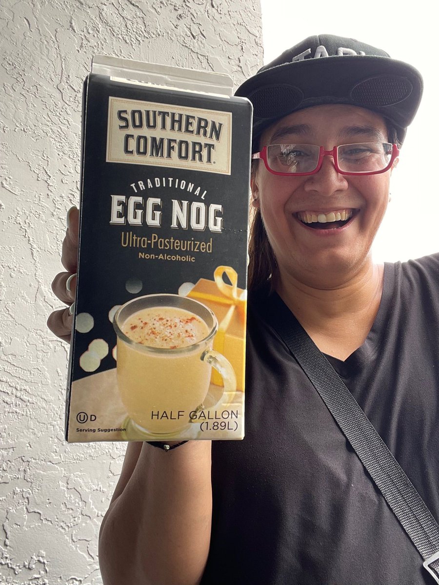 MatteRabbit's tweet image. GUESS WHOS BACK
BACK AGAIN
EGG NOGS BACK
TELL A FRIEND