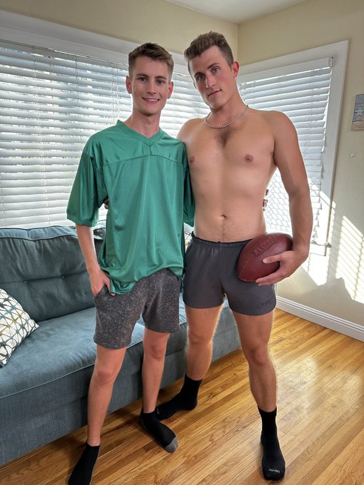before and after getting dicked down by @kamstonex 😁🏈 @NextDoorStudios https://t.co/QXA00OwYDX<a class="tags" target="_blank" title="On Twitter" href="/?out=eyJ0eXAiOiJKV1QiLCJhbGciOiJIUzUxMiJ9.eyJpYXQiOjE3MTk4OTcwNzMsImlzcyI6InR3cG9ybnN0YXJzLmNvbSIsIm5iZiI6MTcxOTg5NzA3MywiZXhwIjoxNzUxNDMzMDczLCJyZWRpcmVjdF91cmwiOiJodHRwczovL3R3aXR0ZXIuY29tL2thbXN0b25leCJ9.ozmhkRua41RrXDTrRJuexmDB9IF-ackDYrAl89xJ91rWl-r3OoB9S6vyg1iM3rTNX61xZQvmZxZrhHiGTkvWFw">@kamstonex</a>