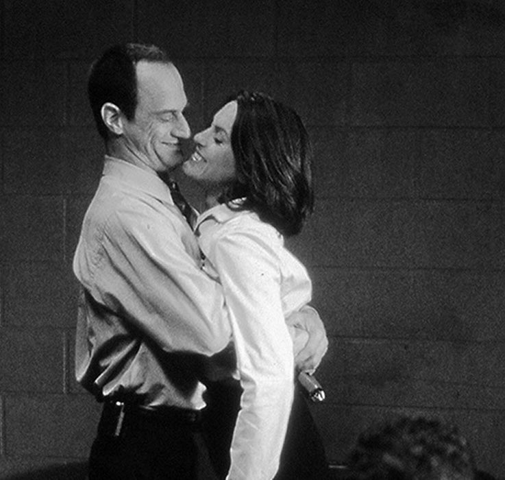 thebestofeo's tweet photo. How it started 🤝 how it’s going #24YearsofSVU #24YearsofEO 

#SVU https://t.co/hLcUfJSCca
