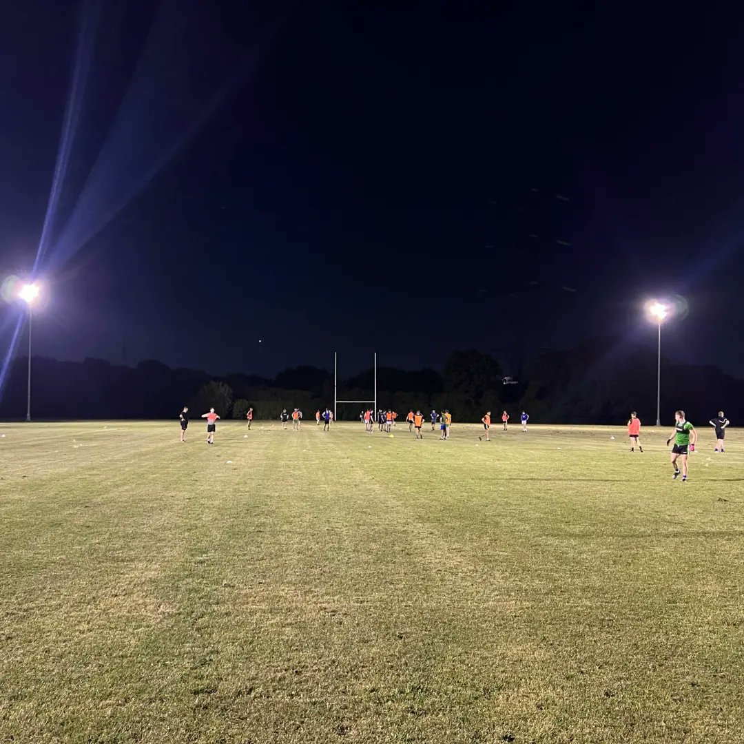 Round Towers London tweet media