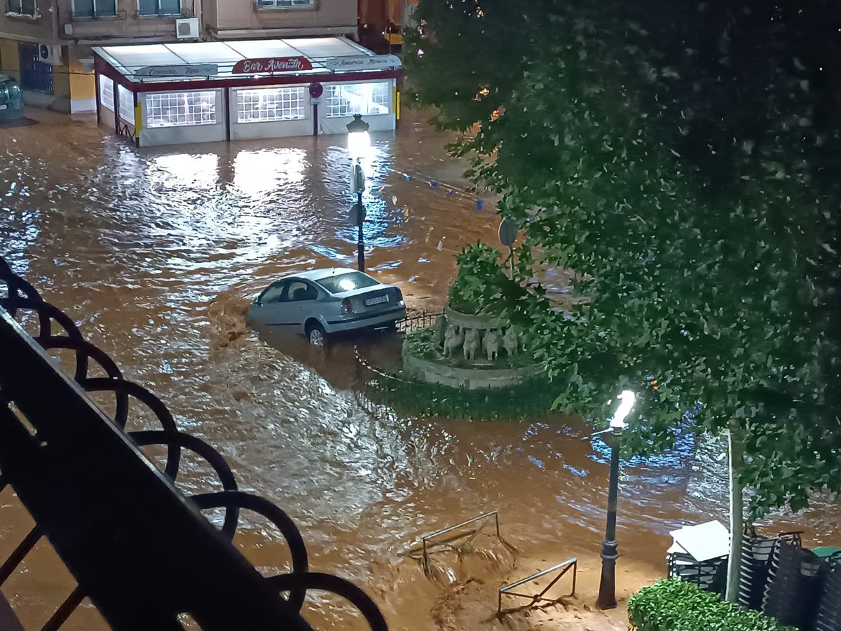 javimrl_'s tweet image. Motilla del Palancar (Cuenca) ahora mismo @tiempobrasero @Tiempo_Mercedes @spainsevere @RAM_meteo @MeteoSE @AEMET_CLaMancha @AEMET_SINOBAS