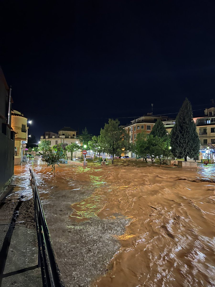 javimrl_'s tweet image. Motilla del Palancar (Cuenca) ahora mismo @tiempobrasero @Tiempo_Mercedes @spainsevere @RAM_meteo @MeteoSE @AEMET_CLaMancha @AEMET_SINOBAS