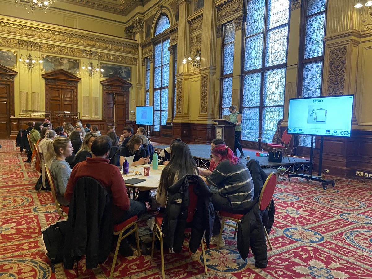 GlasgowPedagogy's tweet photo. Another fantastic session with our (Tuesday) @GCCProbationers Secondary colleagues.⭐️ Thanks for all the great contributions to our professional dialogue on developing positive relationships and learning environments as part of #theglasgowpedagogy ❤️🏫 #magicweavers @EdISGlasgow https://t.co/QJvprSAqjY