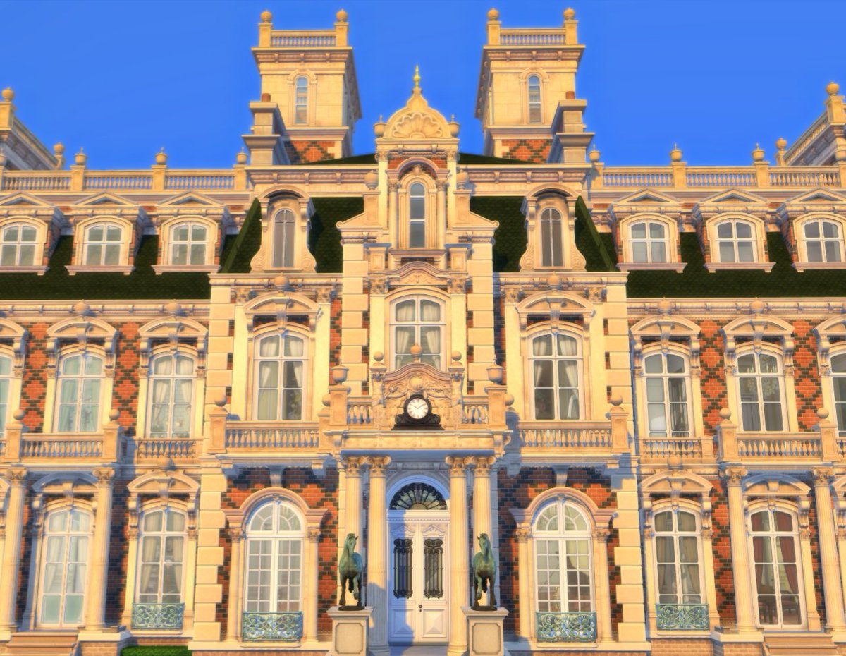 Danielsims_'s tweet photo. I'd been a long period without playing the sims, but I suddenly felt inspired last week and started this manor that I wanted to share with you 🥰 There's still a lot to do though but I'll keep you updated ☺ #ShowUsYourBuilds #TheSims #TheSims4 https://t.co/TfrZr4viWR