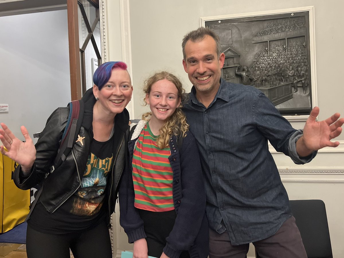 JogOnMum's tweet photo. Wonderful talk by @DoctorChrisVT on Ultra-Processed Foods - really informative and accessible!
Second photo is from when we came to your talk in Wimbledon in 2019 - been stalkers… I mean fans for years! 😁 https://t.co/i8dLNm5P5i