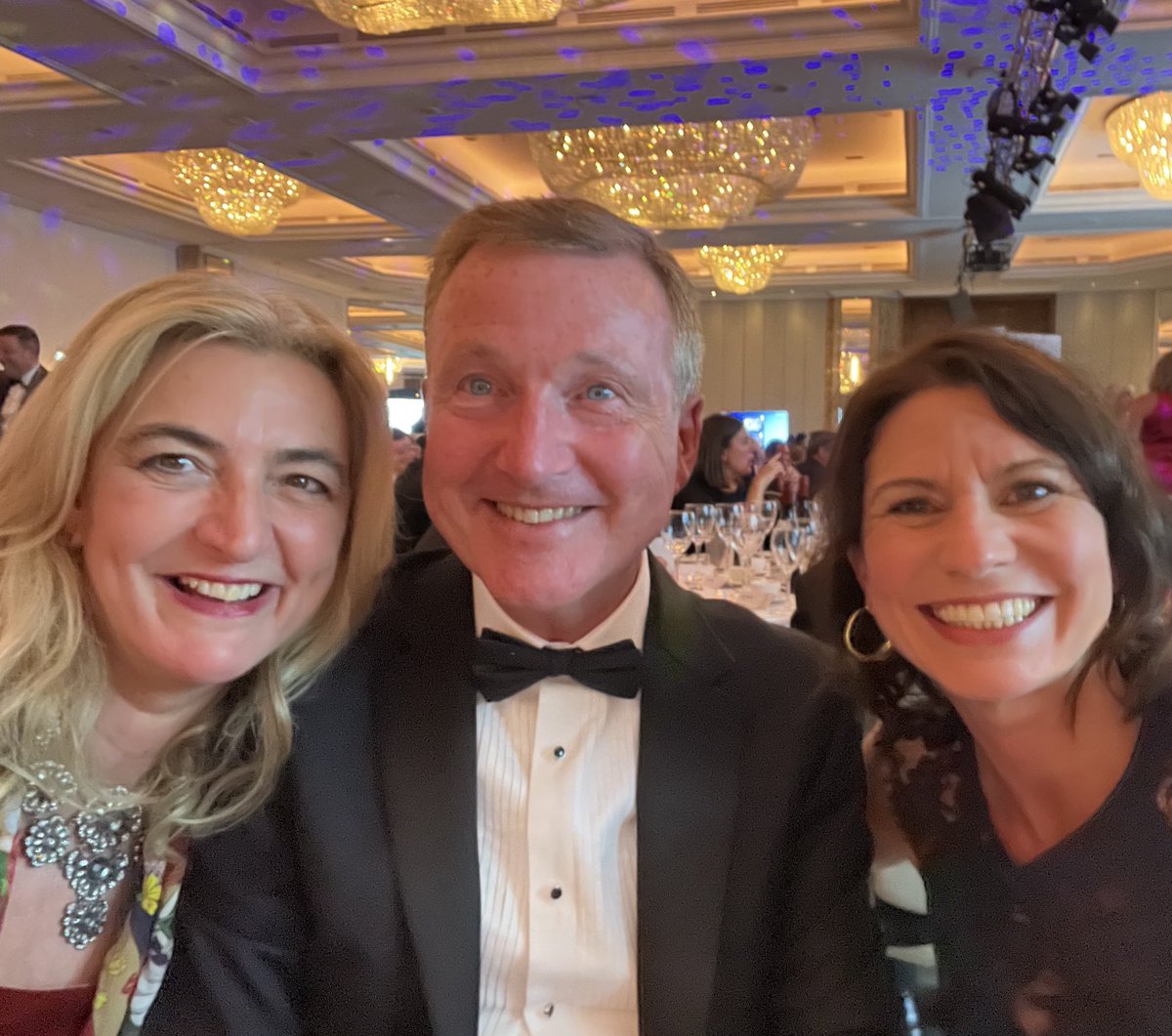 Petronella tweet media