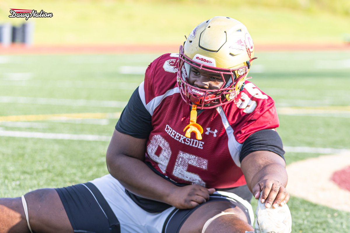 Creekside DL @MichaiBoireau58 was one of the biggest (and literally the biggest) targets at the South Carolina game. How did it go? D-line coach Tray Scott asked him a big question after the visit. DawgNation will want to read what he said about that. bit.ly/3Zos1EM