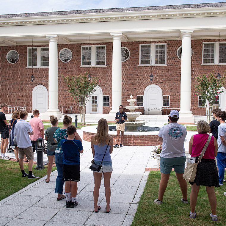 CCU News Desk tweet media