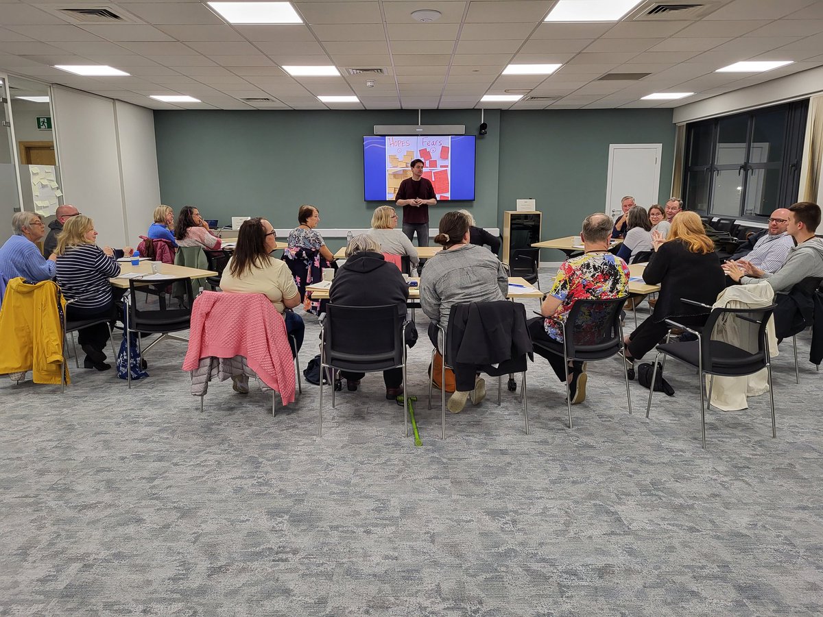 Foundations for Ministry 2023-24 is go!! Great first session together getting to know the course and each other. Please hold this wonderful group in your prayers as they explore their gifts, calling and place in God's mission over this next year.