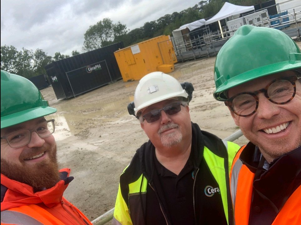 Great to have @netzero_tc Craig Nicol and Calum Watson onsite in Yorkshire today at the CeraPhiWell Demonstrator Project... #Geothermal #GeothermalEnergy #EnergyTransition